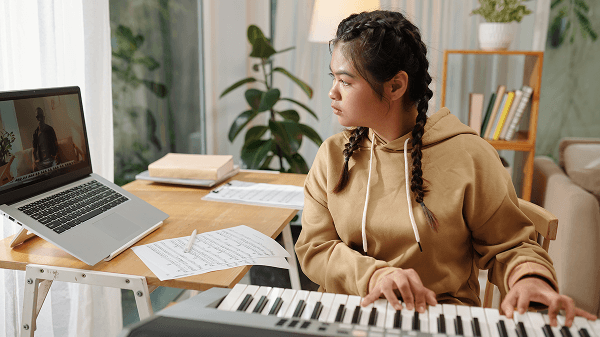 online piano teachers in Albuquerque