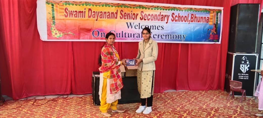 Priyanka  graduated from CDLU,sirsa