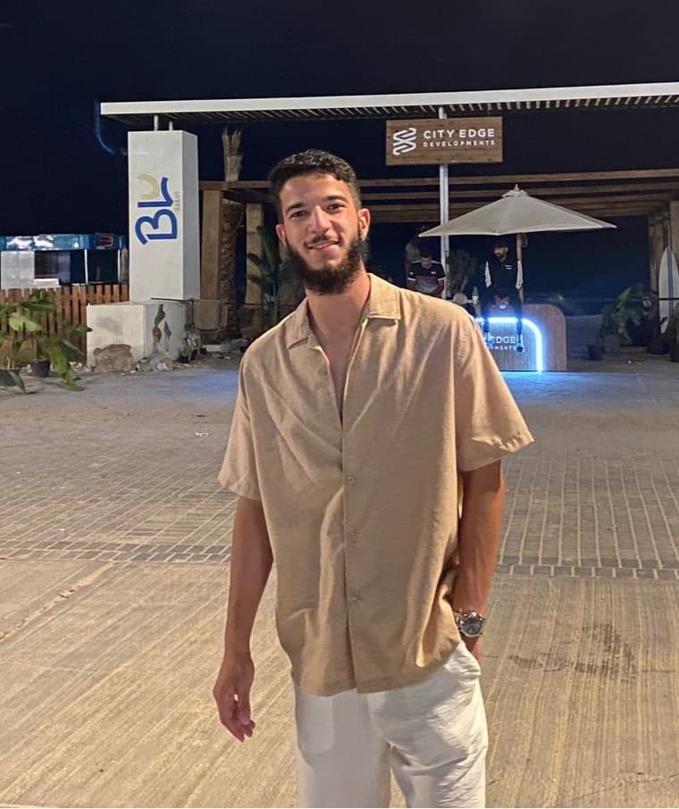 Profile photo of Abdulrahman, AP tutor at Wiingy 