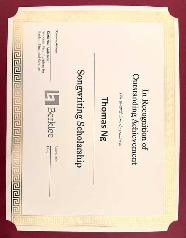 Verified degree or teaching certification of Thomas 