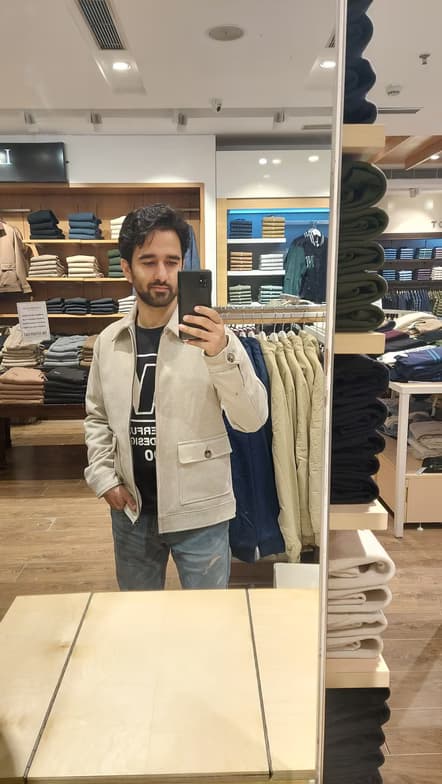 Profile photo of Umer, ESL tutor at Wiingy 