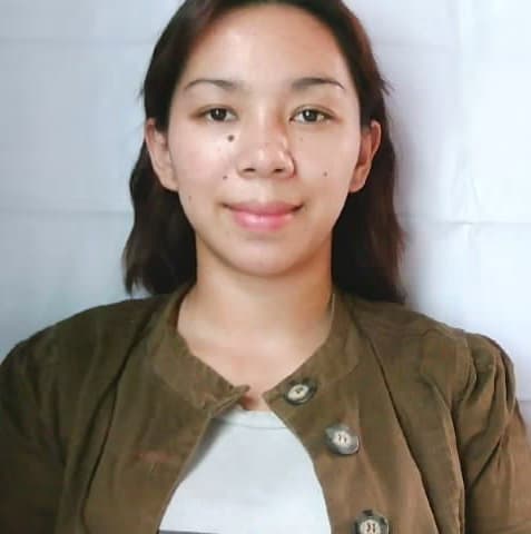 Profile photo of Lovelyn, English tutor at Wiingy 