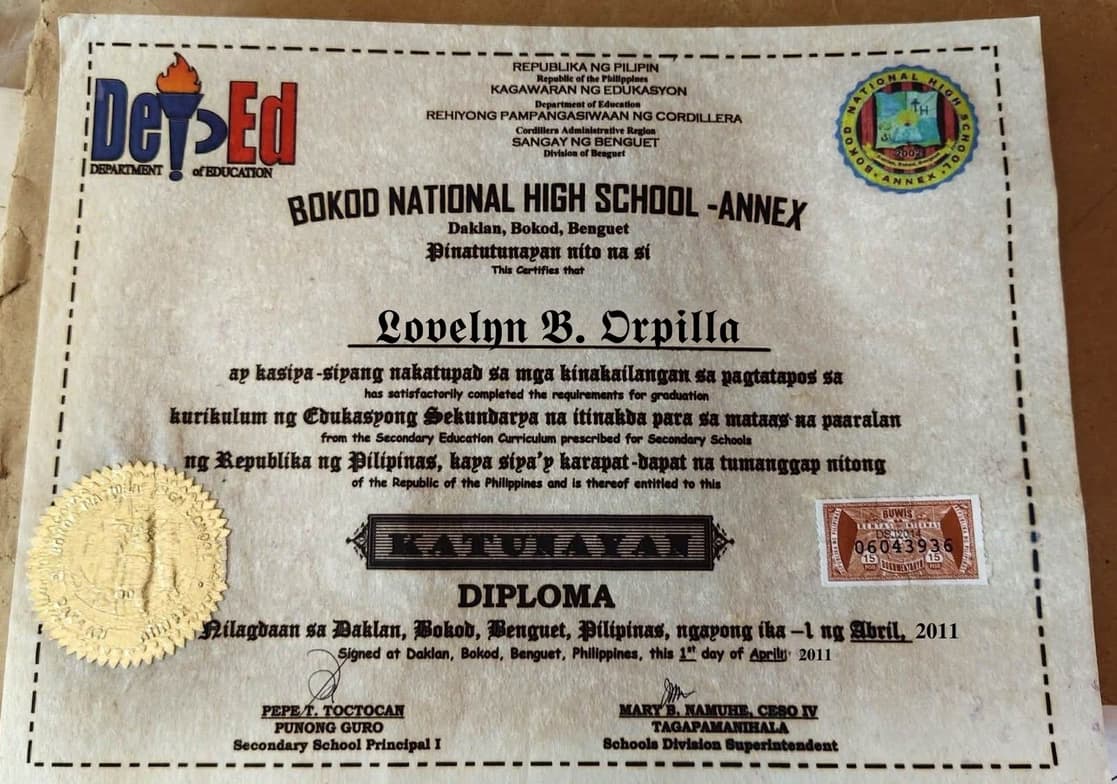 Verified degree or teaching certification of Lovelyn 