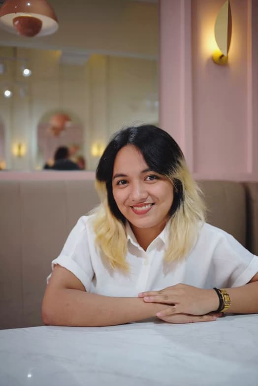 Profile photo of Bell, English tutor at Wiingy 