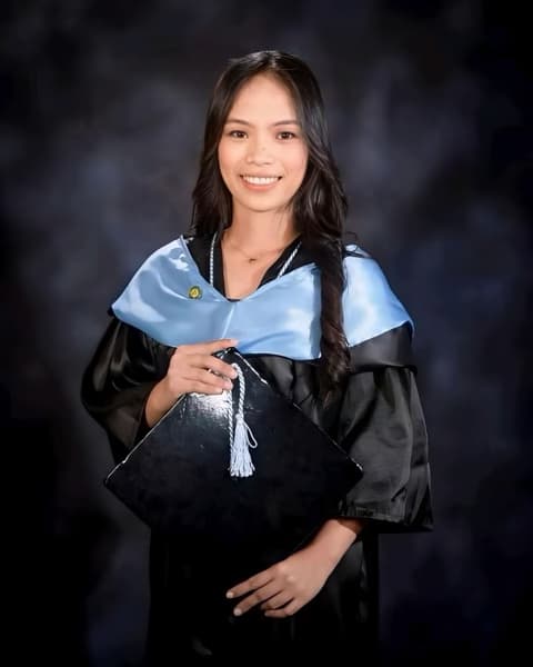 Graduation ceremony photo of Vanneza 