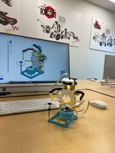 Yasmine conducting a lesson 