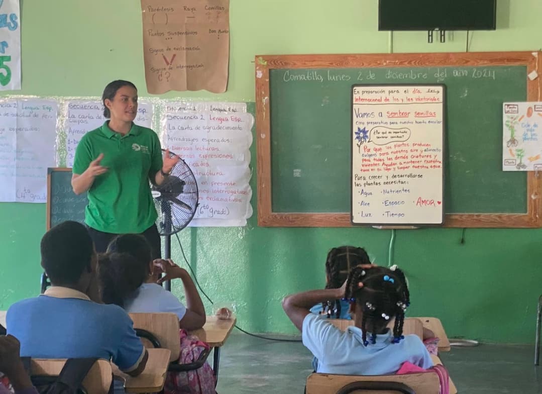 Megan conducting a lesson 