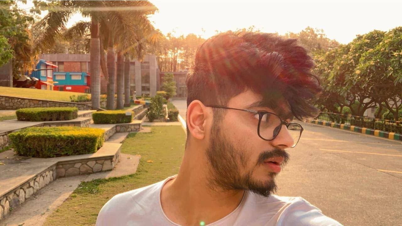 Travel snapshot of Abid  during a trip 