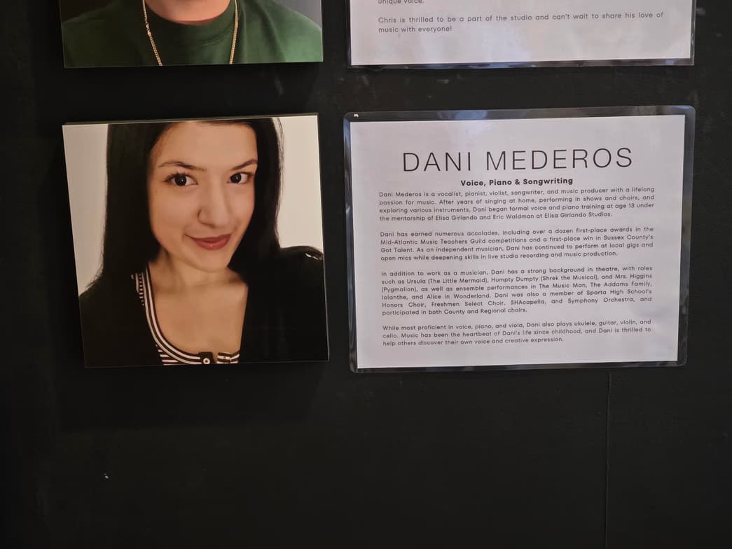 Singing learning materials by Dani 