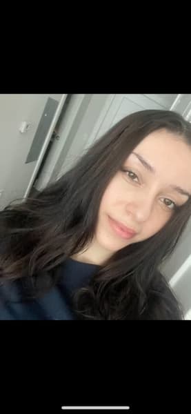 Profile photo of Miliani, English tutor at Wiingy 