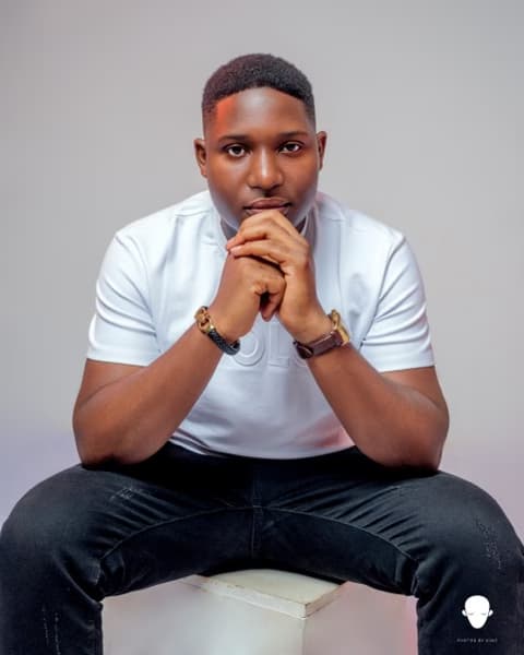 Profile photo of G Fred , French tutor at Wiingy 