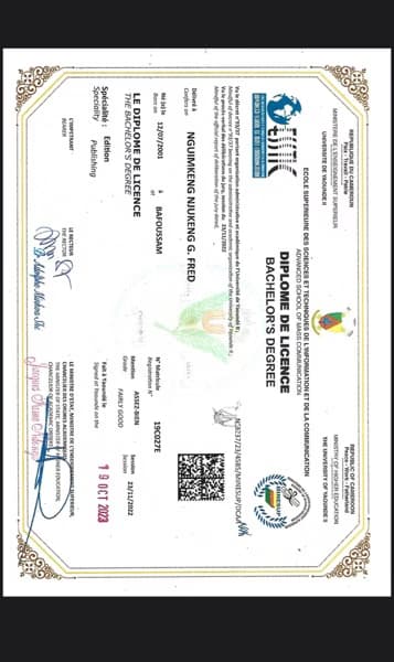 Verified degree or teaching certification of G Fred  