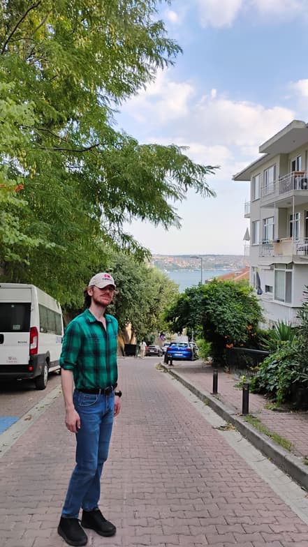 Travel snapshot of Mitchell during a trip 