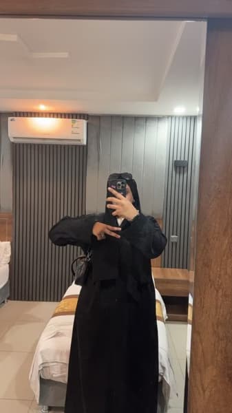 Profile photo of Salmah, English tutor at Wiingy 