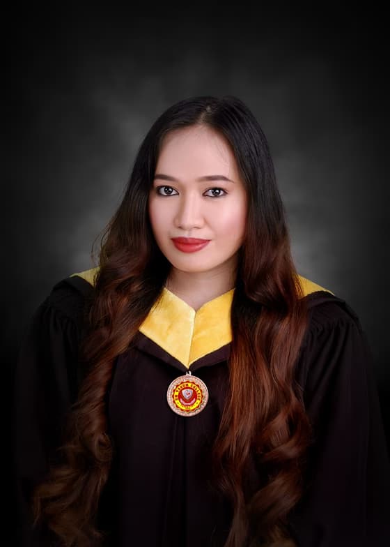 Graduation ceremony photo of Lyka 