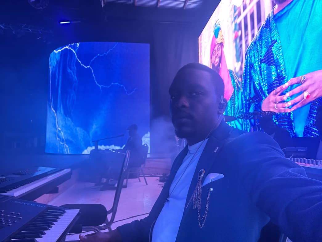 Casual photos of Colin, Wiingy tutor 