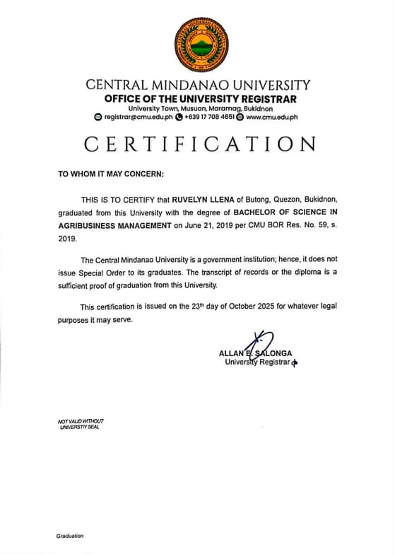 Verified degree or teaching certification of Ruvelyn 