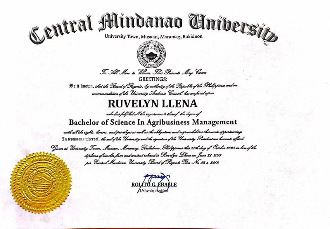Verified degree or teaching certification of Ruvelyn 