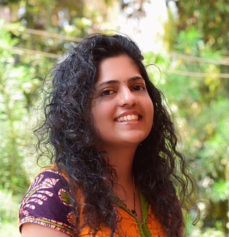 Profile photo of Veena, AP tutor at Wiingy 