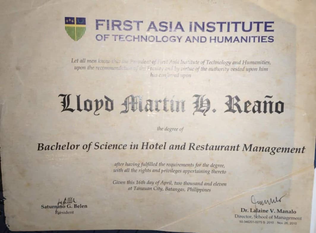 Verified degree or teaching certification of Lloyd Martin 
