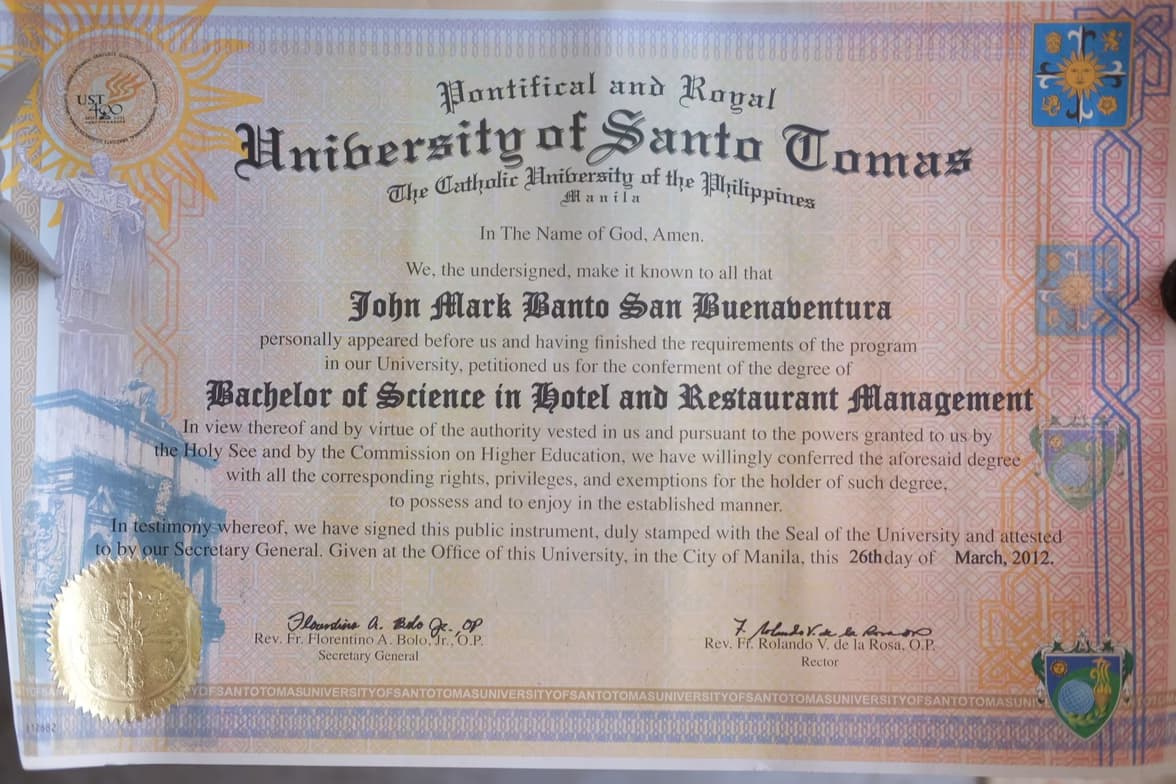 Verified degree or teaching certification of John Mark 