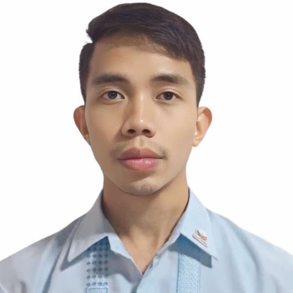 Profile photo of Jhondel, ESL tutor at Wiingy 