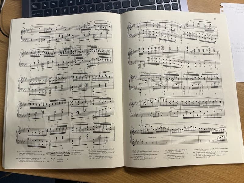 Piano learning materials by Hui 