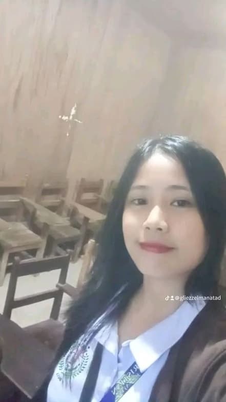 Profile photo of Gliezzel , English tutor at Wiingy 