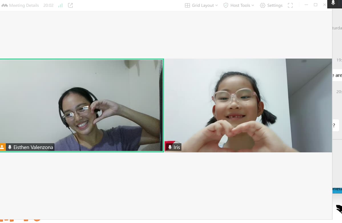 Eisthen Grace conducting a lesson 