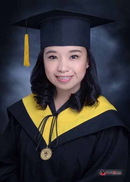 Graduation ceremony photo of Sarrah Lynn 