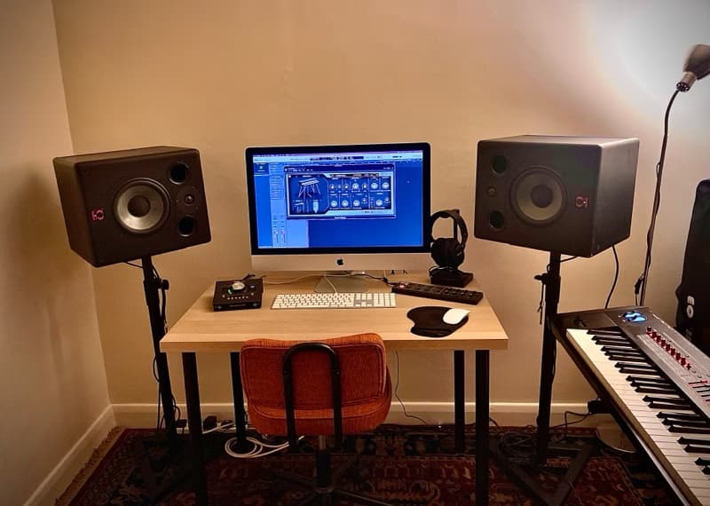 Teaching setup of Reid  for private tutoring 