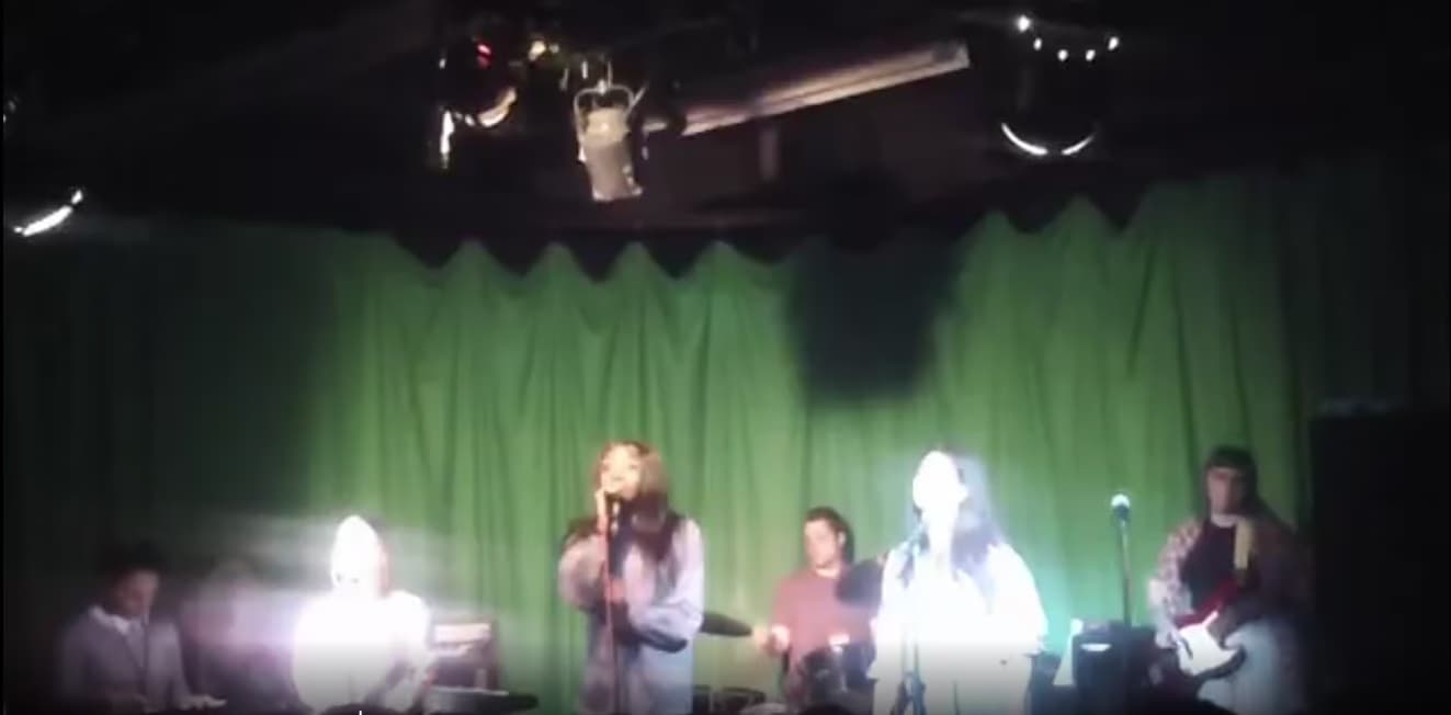 Digital pen-tab teaching notes by Amira 