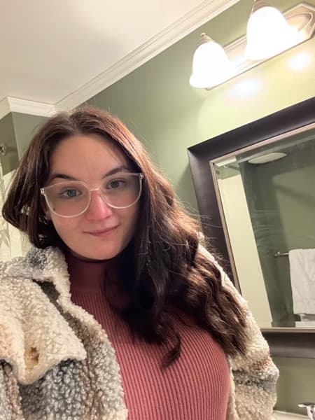 Profile photo of Arianna, Piano tutor at Wiingy 