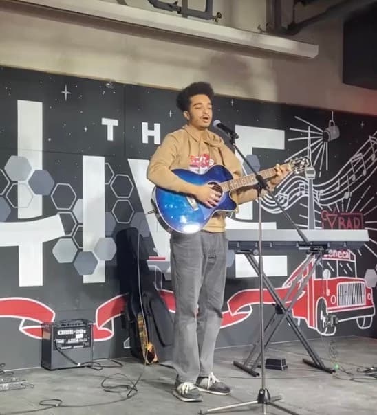 Digital pen-tab teaching notes by Luis 