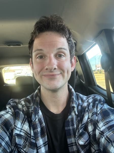 Profile photo of Benjamin, Guitar tutor at Wiingy 