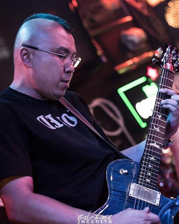 Giovannienjoying a hobby outside teaching 