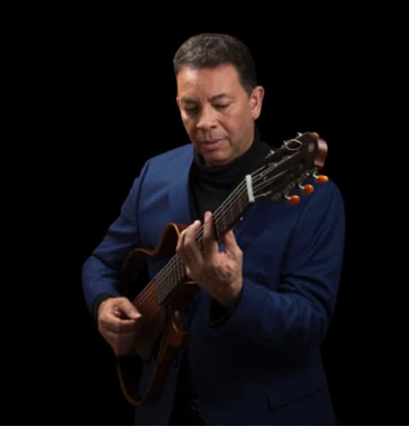Profile photo of Luis Mario, Guitar tutor at Wiingy 