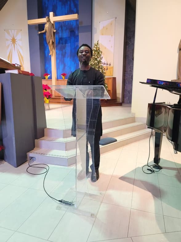 Profile photo of Davies, Singing tutor at Wiingy 