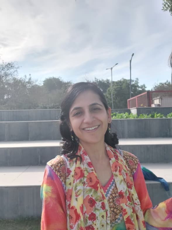 Profile photo of Ritu, Yoga tutor at Wiingy 