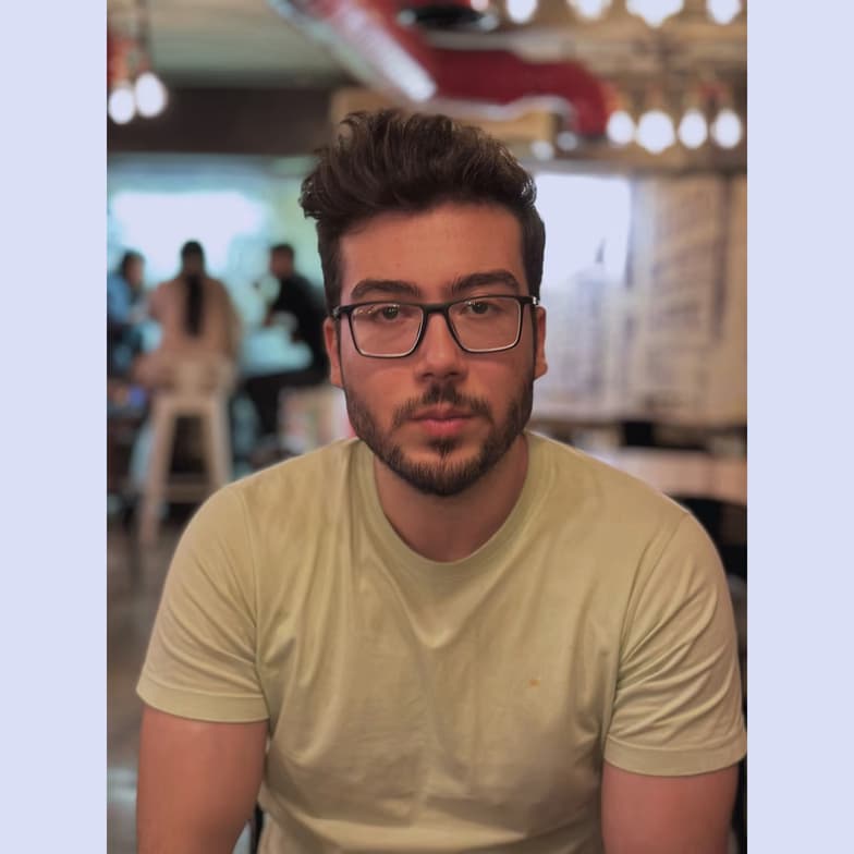 Profile photo of Parham, Piano tutor at Wiingy 