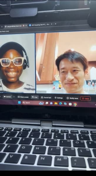 Juliet  conducting a lesson 