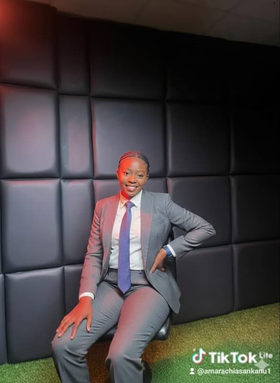 Profile photo of Helen, GCSE tutor at Wiingy 