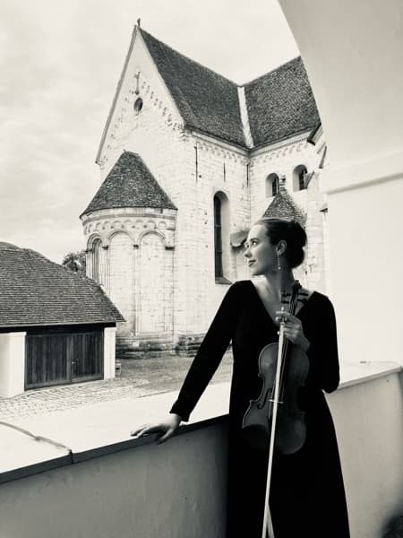 Profile photo of Gabrielle , Violin tutor at Wiingy 