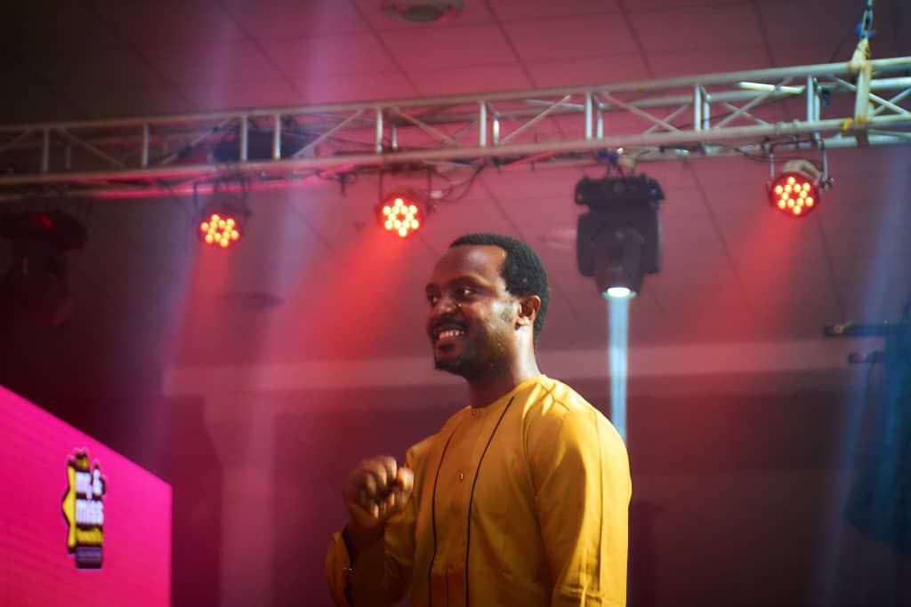 Casual photos of Davies, Wiingy tutor 