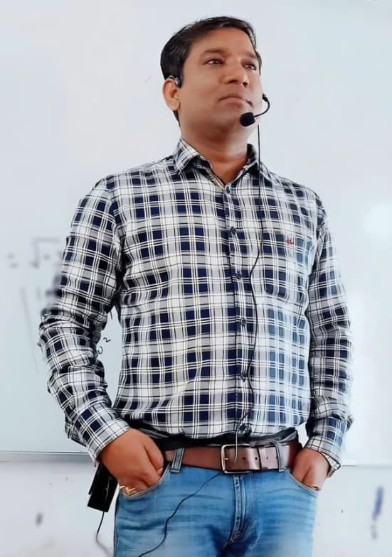 Profile photo of Deepak Kumar , Mathematics tutor at Wiingy 
