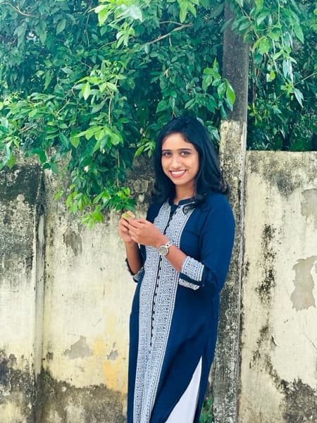 Profile photo of Ami , Mathematics tutor at Wiingy 