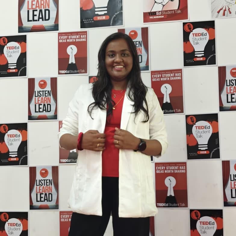 Profile photo of Shiney, Mathematics tutor at Wiingy 