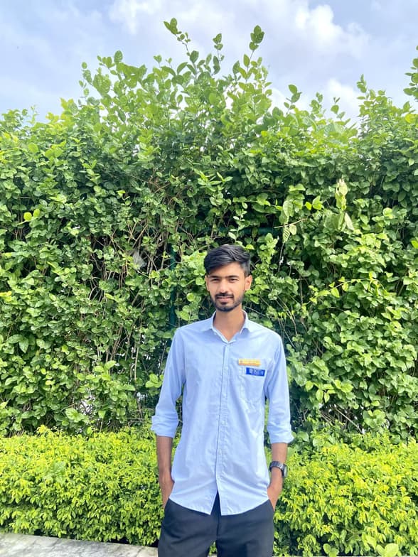 Profile photo of Piyush, Biology tutor at Wiingy 