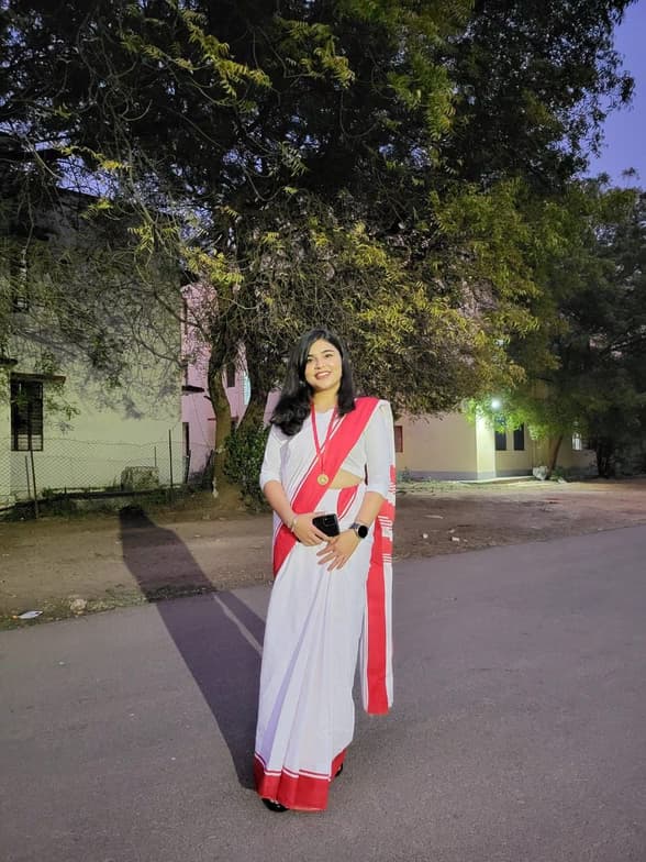 Graduation ceremony photo of Aakriti  