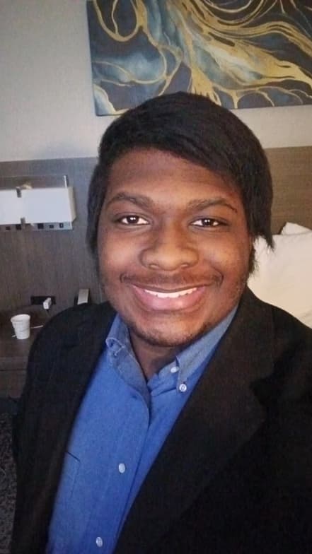 Profile photo of Val'jasheen , Guitar tutor at Wiingy 